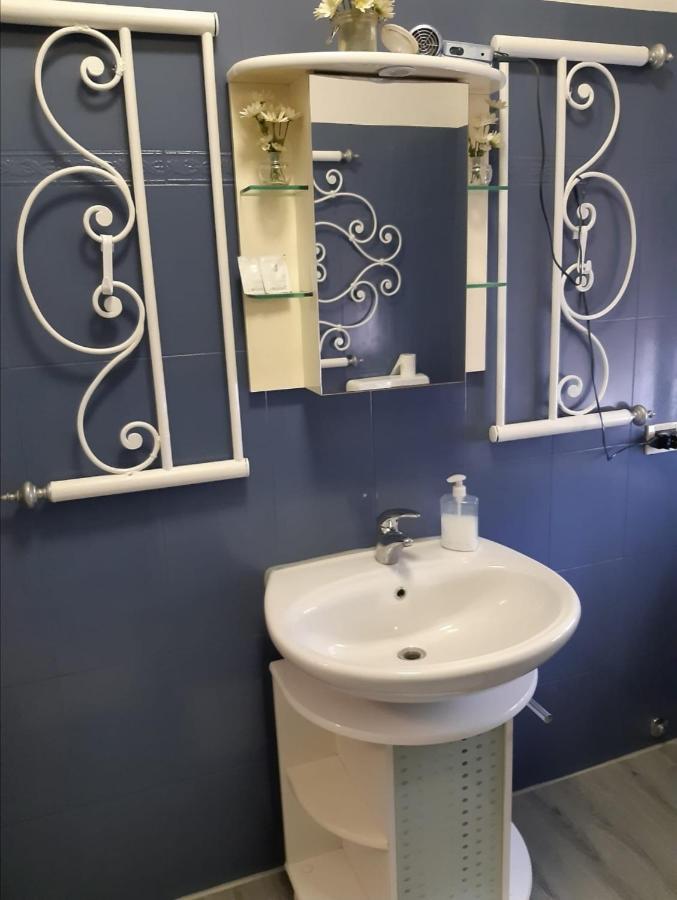 B&B La Mandragola Berra Bagian luar foto